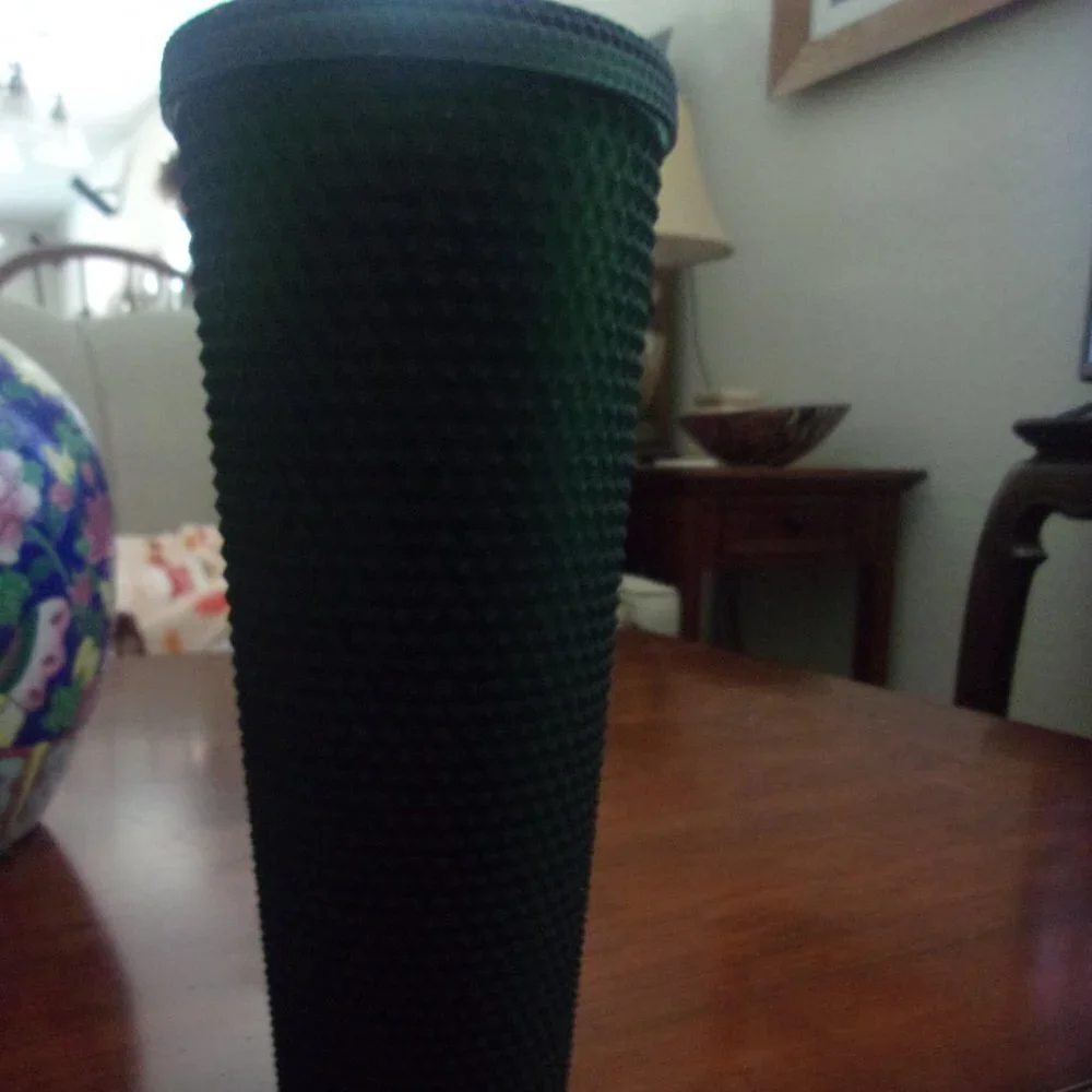 Limited Edition Starbucks Studded Matte Dark Green 24 oz Tumbler Used